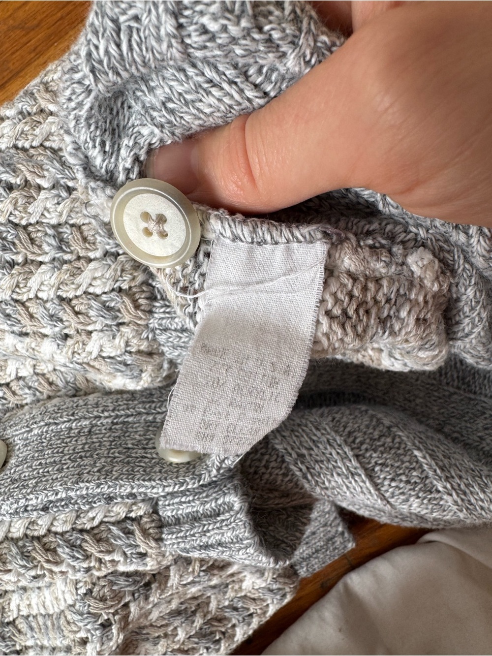 Perry Ellis grey Knit Button-Up Vest - Made in the USA - Picture 7 of 8
